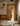 Abito da sposa a sirena in pizzo nell'atelier Davino Spose a Roma