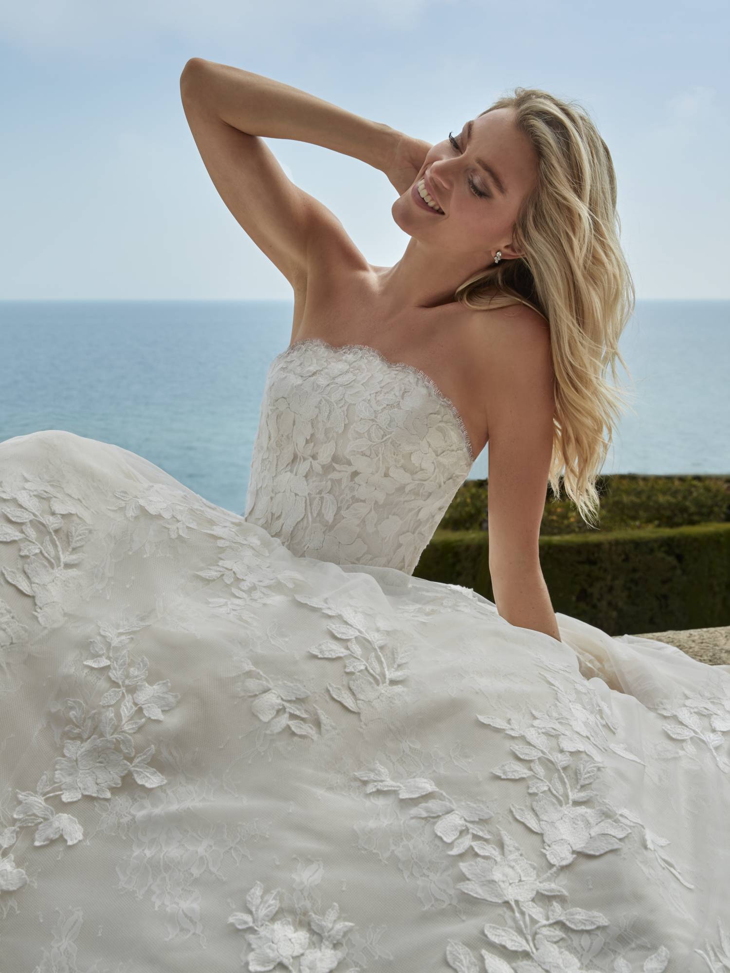 PRONOVIAS - EVIES