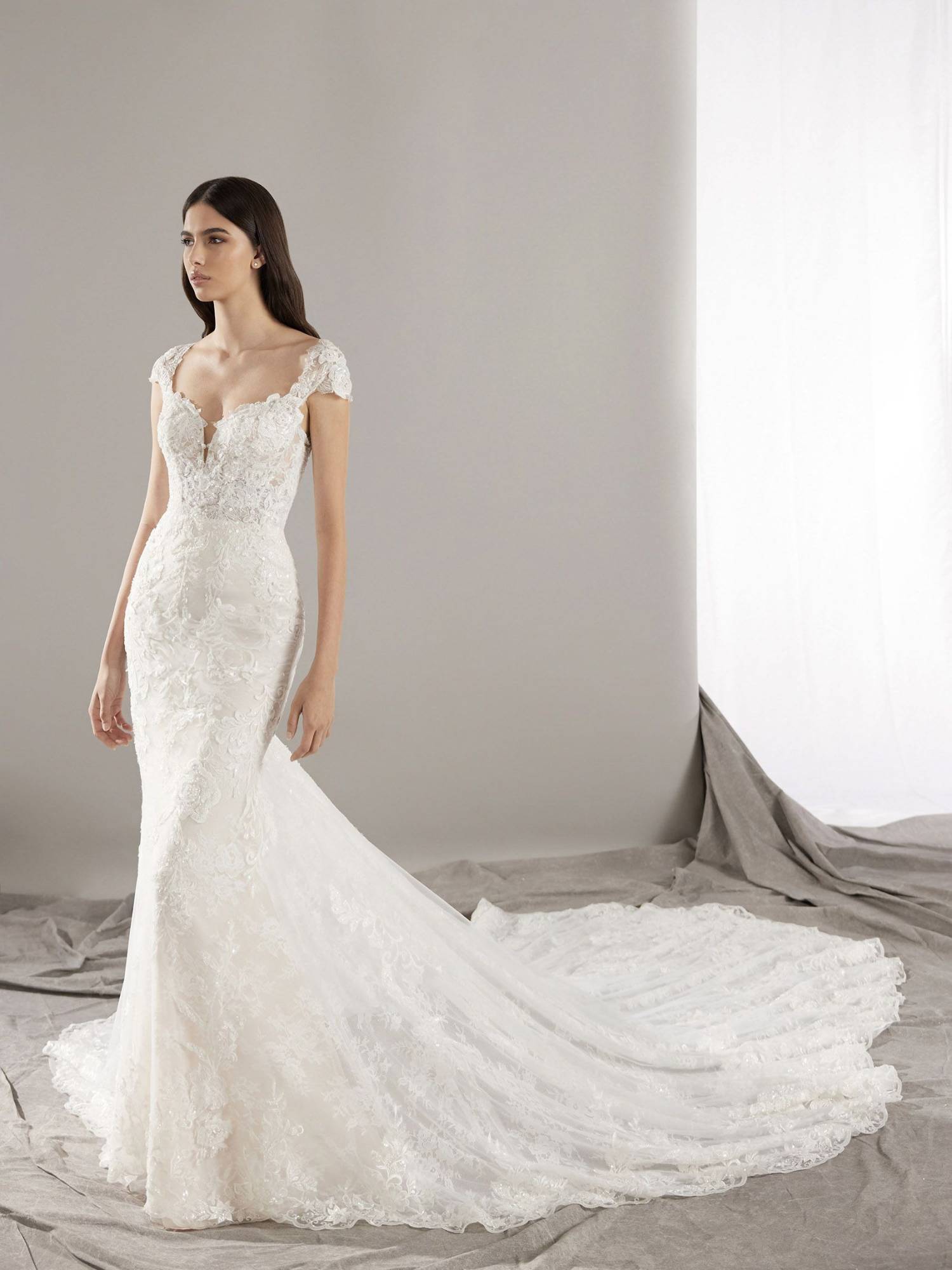 PRONOVIAS - TURAN