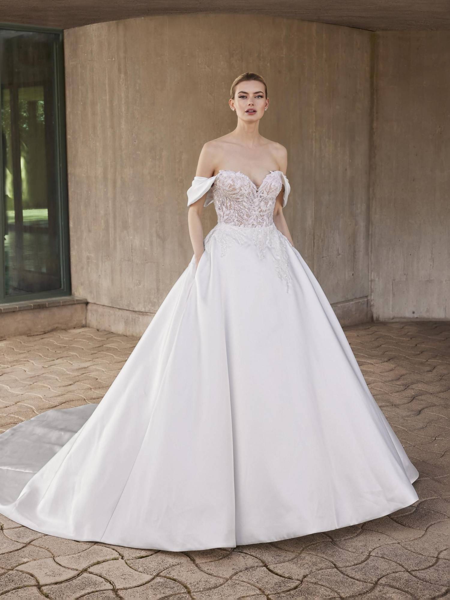 PRONOVIAS - CHILLS