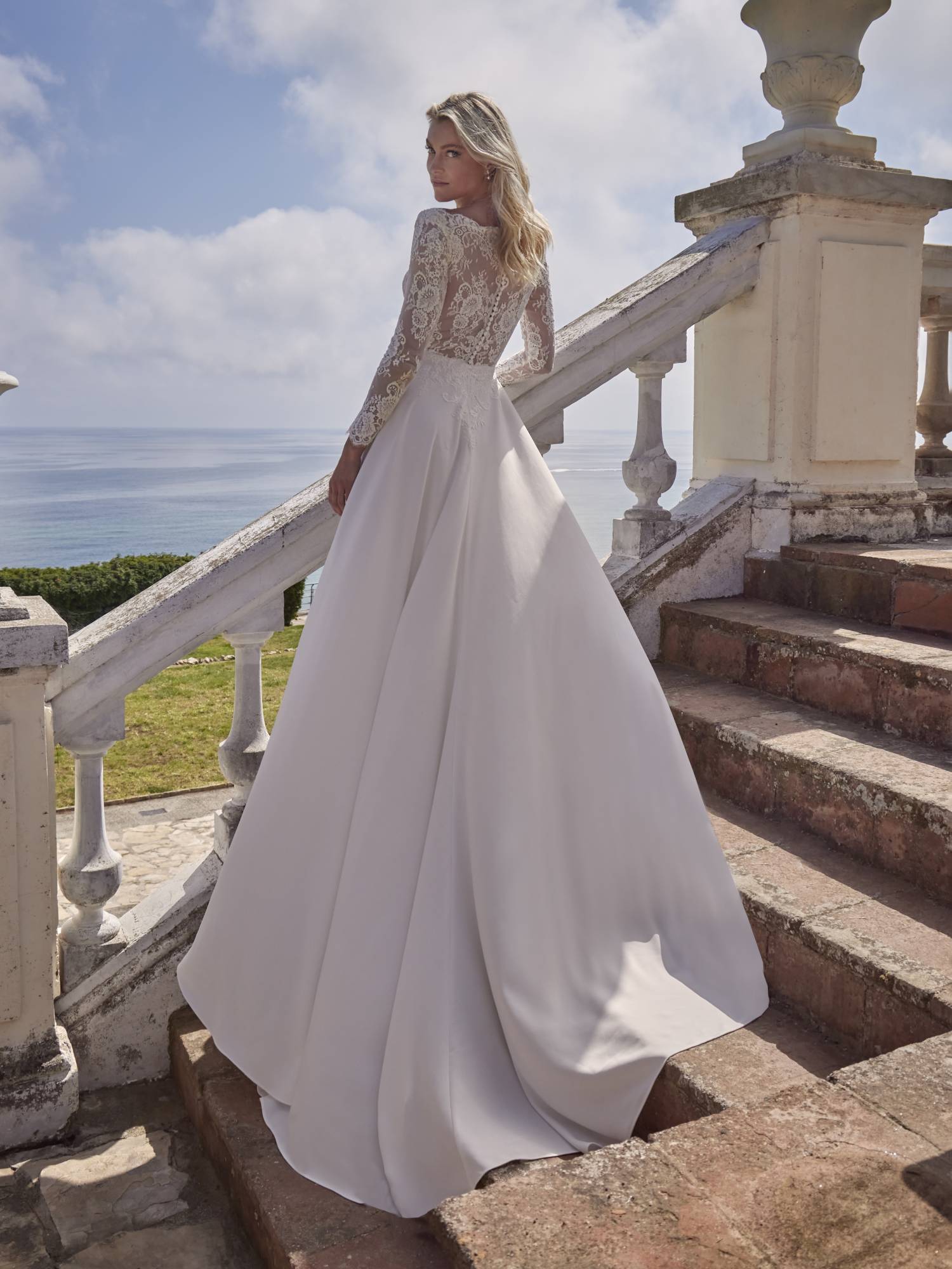PRONOVIAS - DANYAH