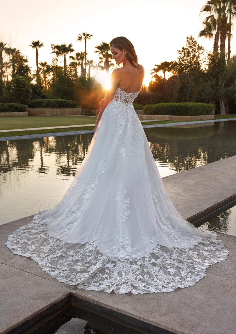 PRONOVIAS - RINNES